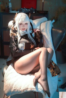 (Koleksi Dalam Talian) Kebajikan Girl Banbanko “Nikke Brand” (36p)