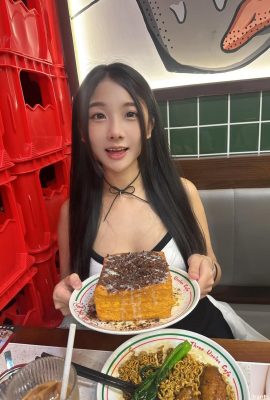 Dewi “Xiaoberry” wujud bersama dengan kecantikan dan daya tarikan (10p)