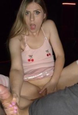 Saya akan mendapat anus saya fucked hari ini, jadi saya membawa palam punggung terlebih dahulu dan fucked itu ke kepingan (12p)