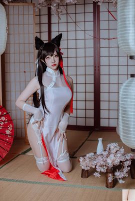 NISA – Azur Lane Atago Cheongsam sendiri (22p)