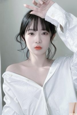 “Roll Egg” mempunyai perangai segar dan segar, dan mata berair yang besar memikat dengan cara yang memecahkan jam tangan (10p)