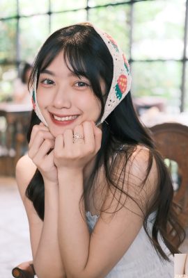 “Qi” dewi bermata besar dengan wajah yang sempurna membuat orang jatuh cinta (10p)