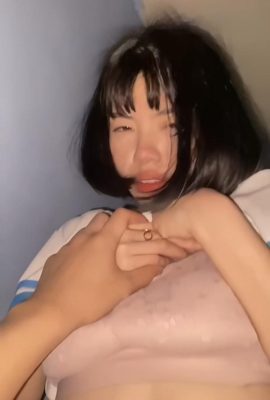 Teman wanita saya dikhianati oleh teman lelakinya dan dia ditembusi dari belakang sehingga saya dapat melihatnya dengan jelas (10p)