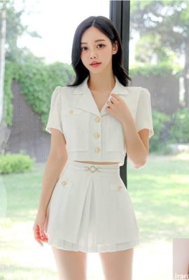 Pakaian musim panas yang cantik untuk kakak berkaki panjang