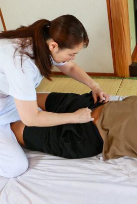 Chisato Shoda: Chubby Big -Breasted Aunty Massager Chisato Shoda – dibungkus dengan badan yang menenangkan … (21p)